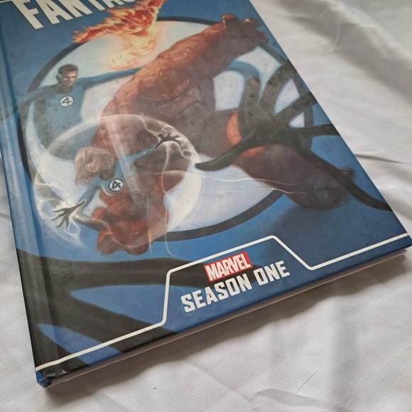 Fantastic Four: Season One Book by Roberto Aguirre-Sacasa Marvel Hard Cover - Picture 6 of 13